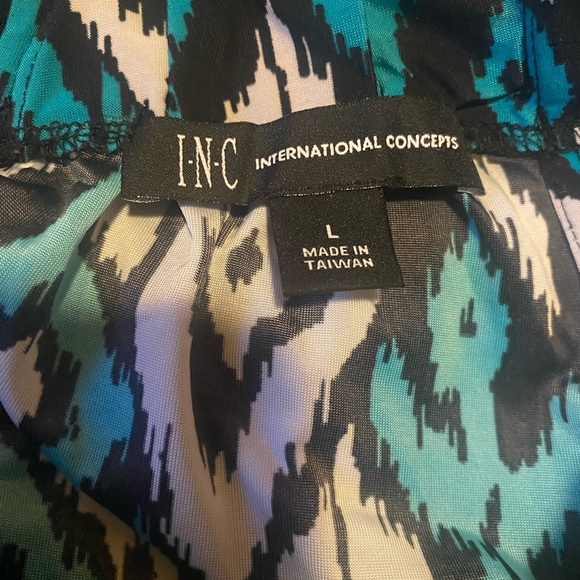 INC Keyhole Top - Picture 3 of 3